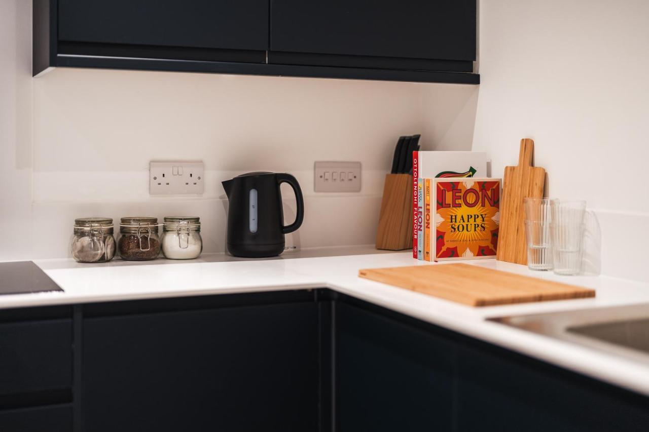 Wych Cottage, Striking 2 Bed, Parking, Ground Floor Flat - Step Free Somerton  Exterior photo
