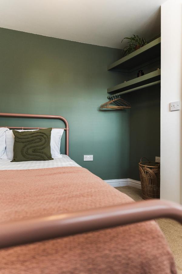 Wych Cottage, Striking 2 Bed, Parking, Ground Floor Flat - Step Free Somerton  Exterior photo